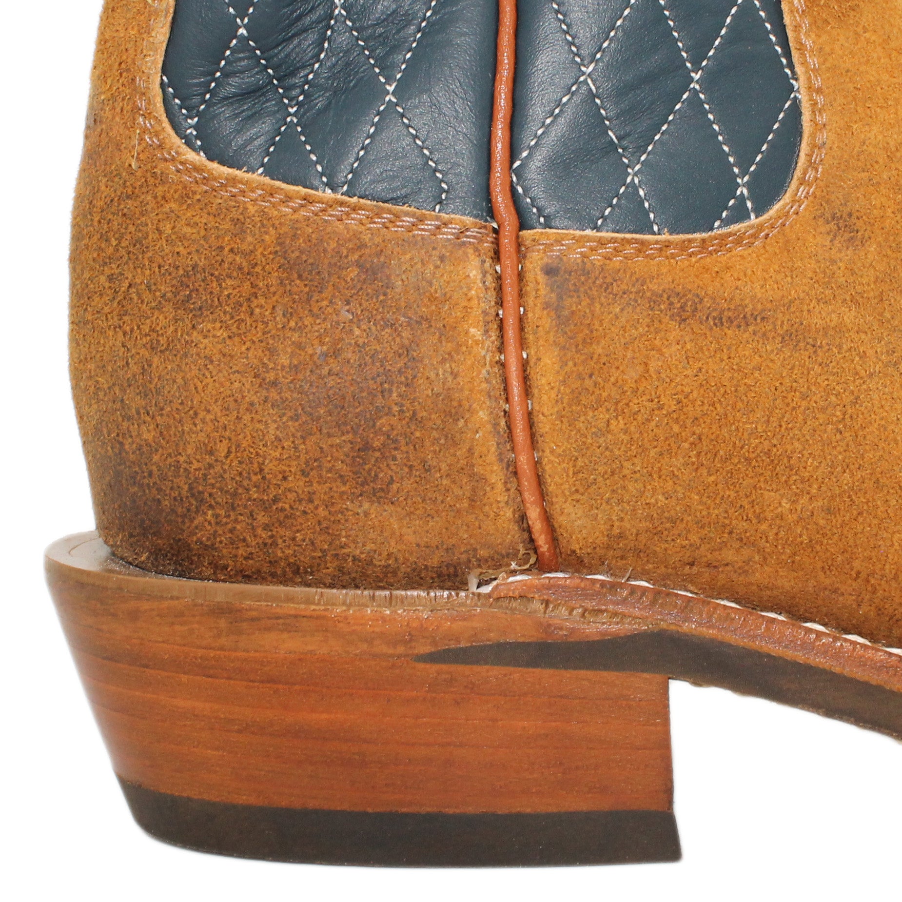 14" Blue upper w/ Diamond Stitching
Tibetan Yak Rough Out Vamp
Wide French Square Toe
Slightly Tapered Heel