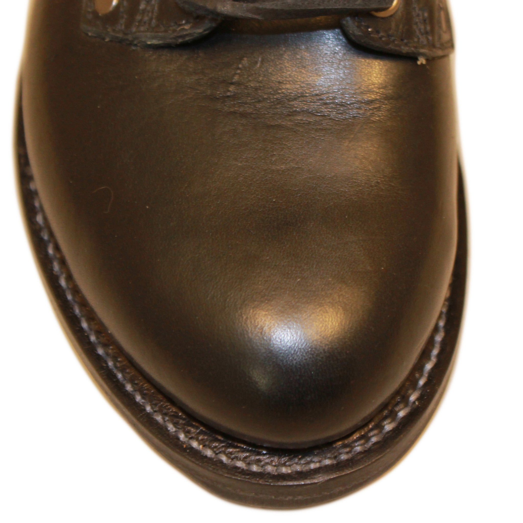 8" Lace-Up
Black Steer
Round toe
Block Heel
