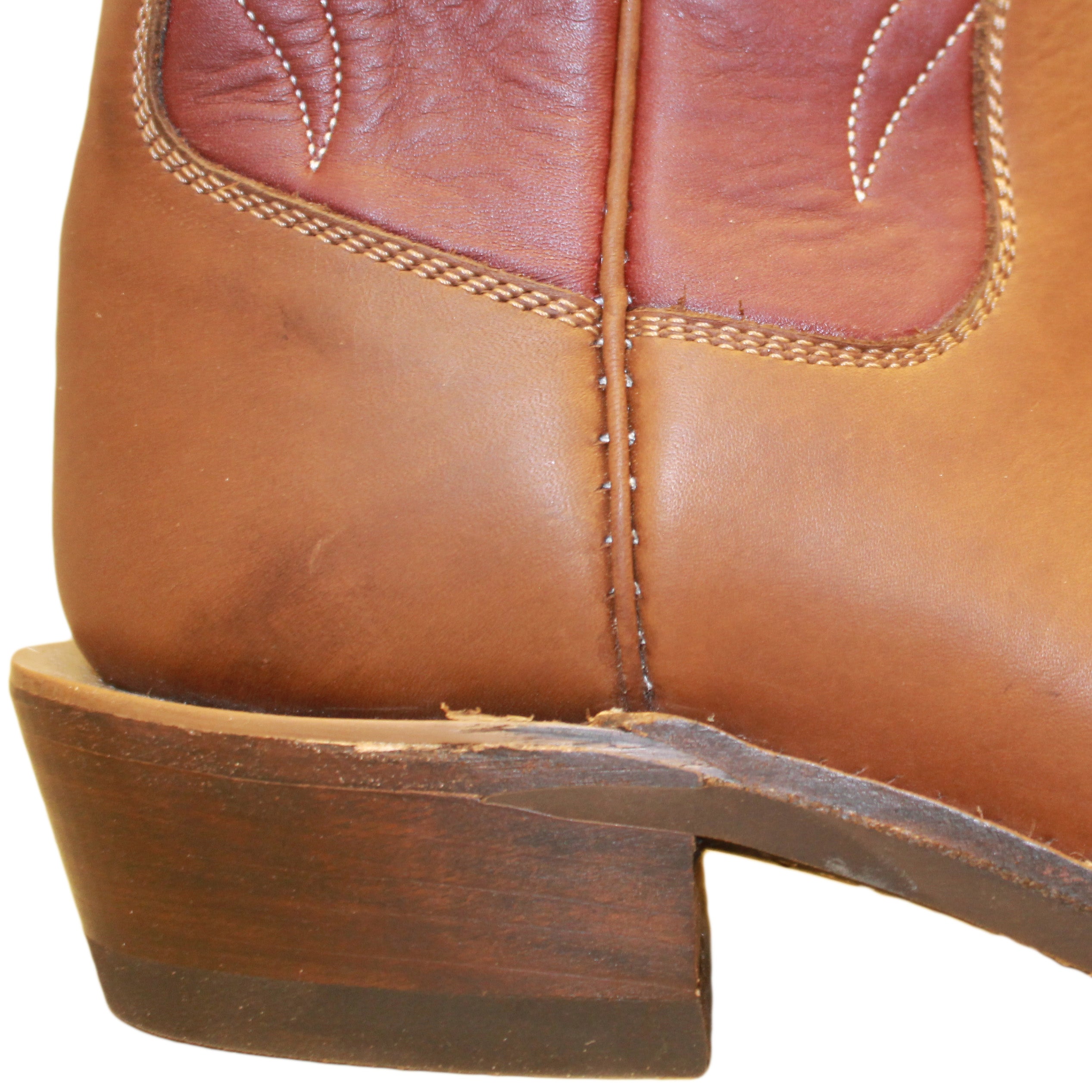 14" Wine Upper w/ Beck Classic Stitching
Saddle Timberjack Steer Vamp
Wide French Square Toe
Slightly Tapered Heel