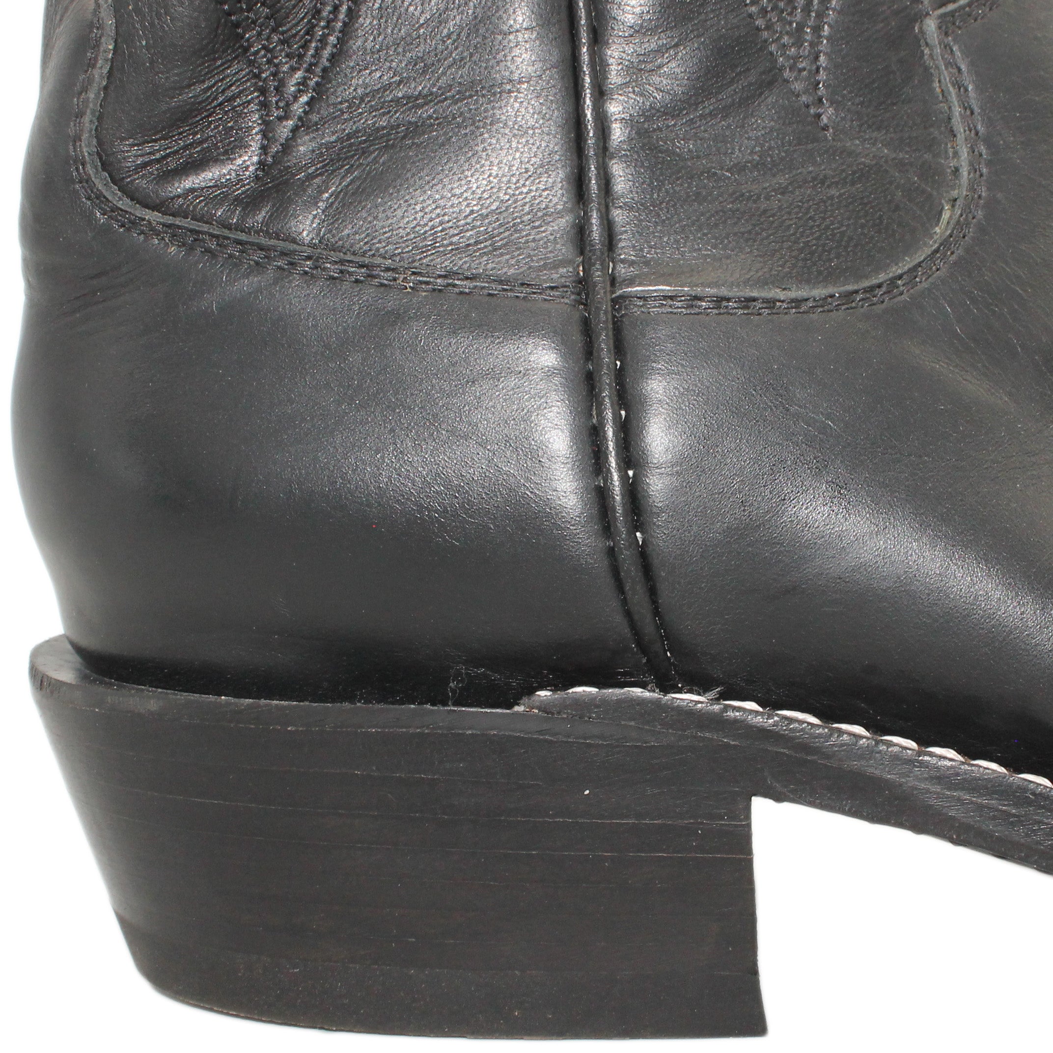 12" Black Kidskin Upper w/ Beck 3 Row Stitching

Black Calf Vamp

Wide French Toe

Slightly Tapered Heel

Leather Sole