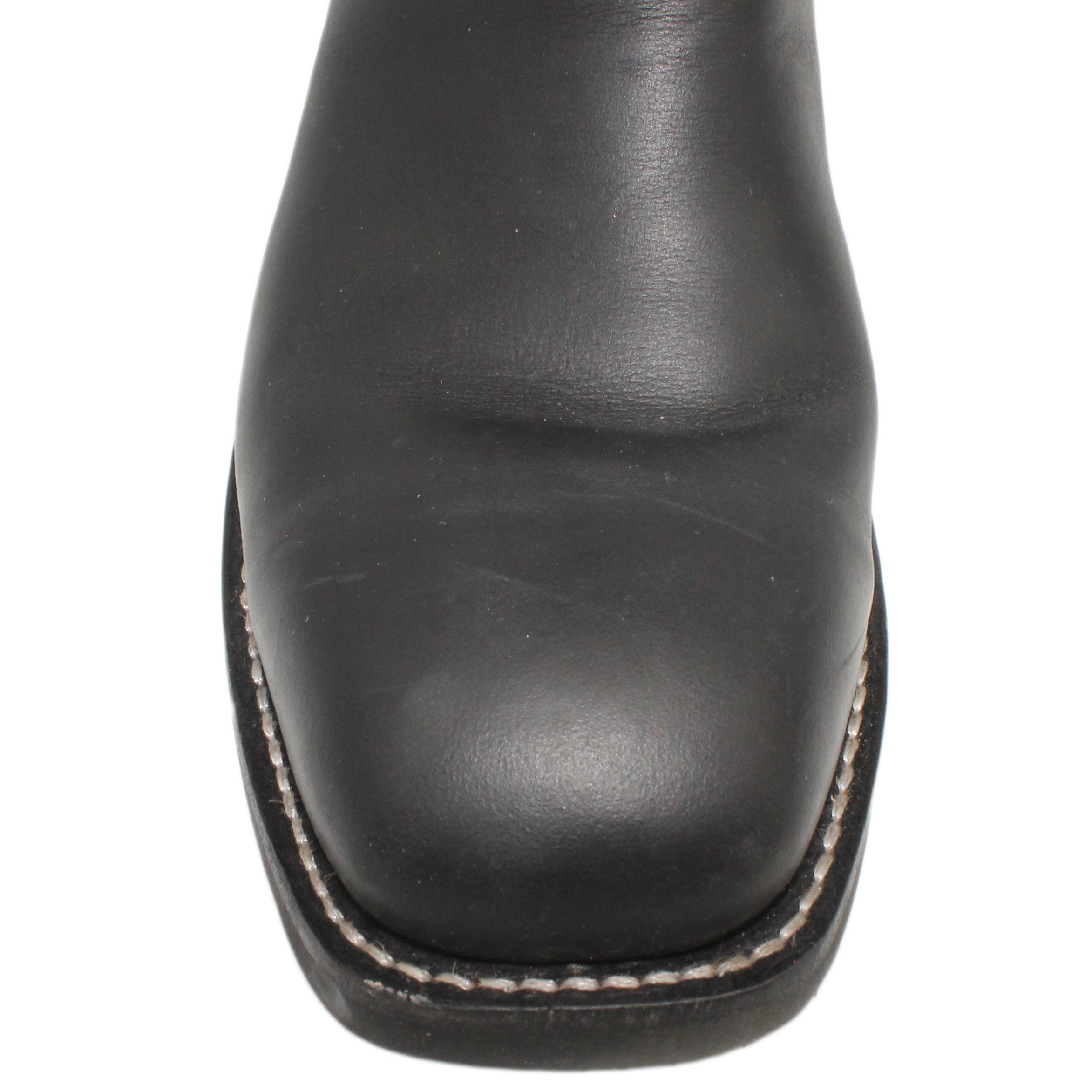 14" Black Upper w/ Beck Classic Stitching

Black Steer Vamp

Wide French Square Toe

Slightly Tapered Heel