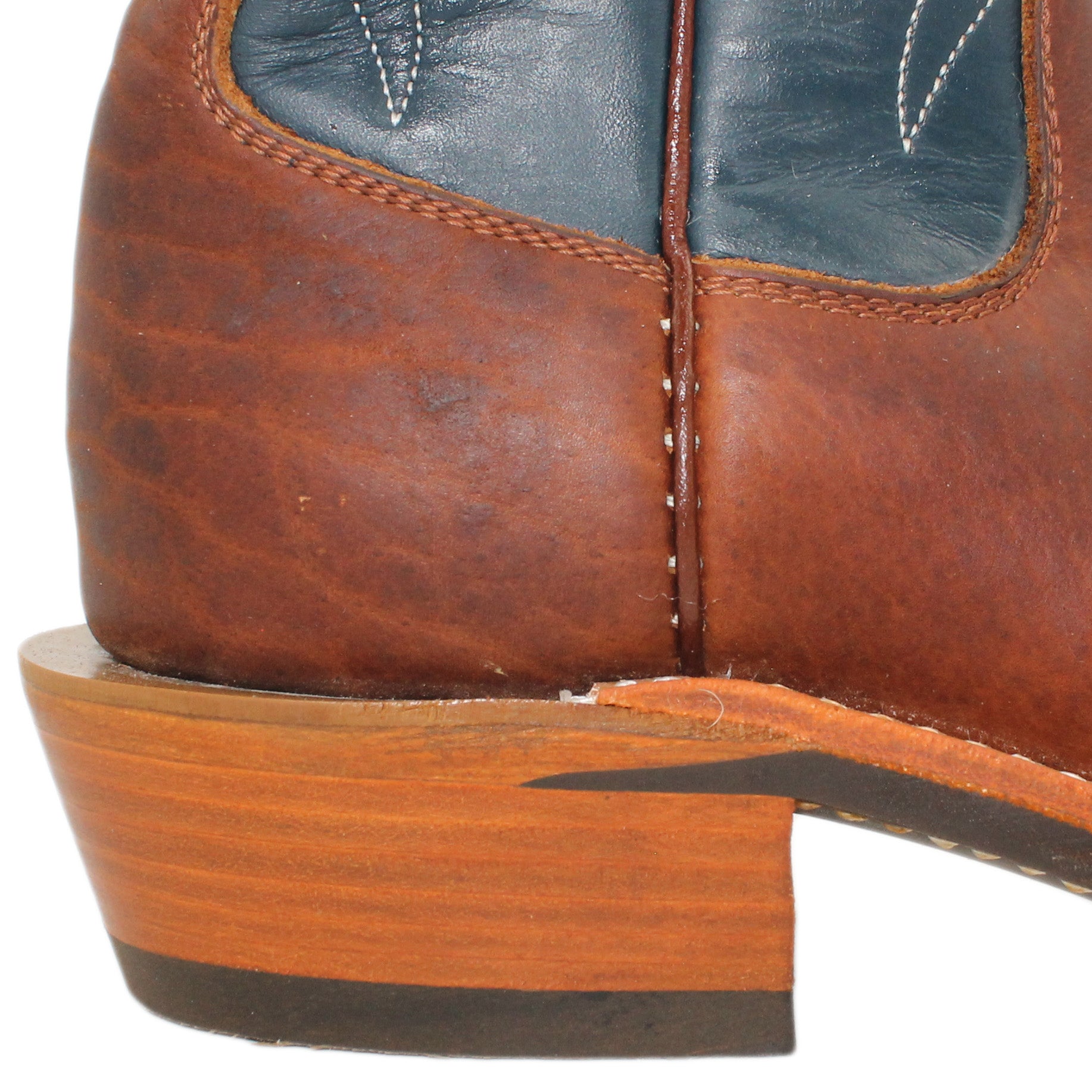 14" Blue upper w/ Beck Classic Stitching

Bison Vamp

Wide French Square Toe

Slightly Tapered Heel