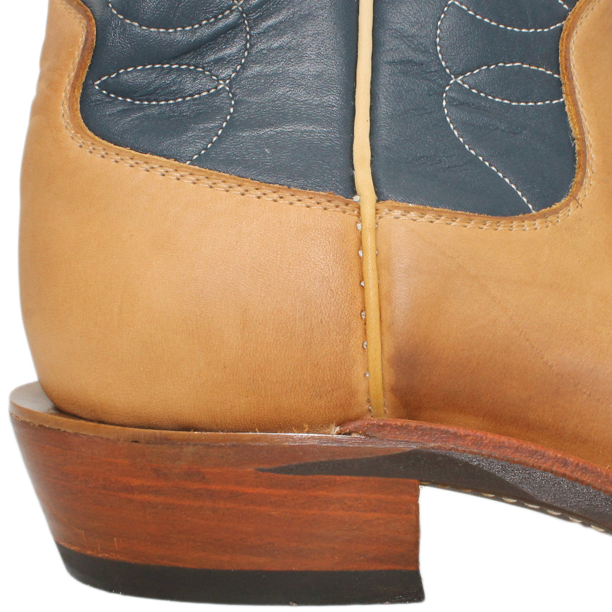 12" Blue upper w/ Loops Stitching

Buckskin Rough Out Steer Vamp

Wide French Square Toe

Slightly Tapered Heel