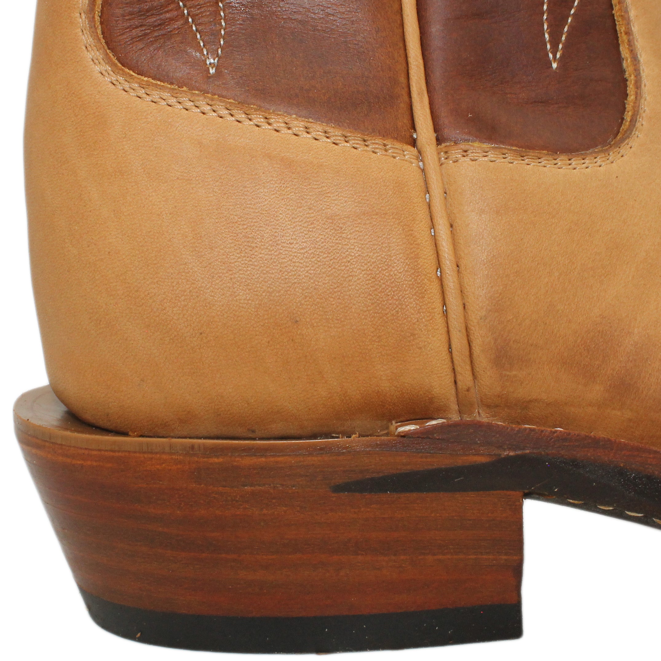 14" Brown Upper w/ Beck Classic Stitching

Buckskin Steer Vamp

Regular Forties Square Toe

Slightly Tapered Heel