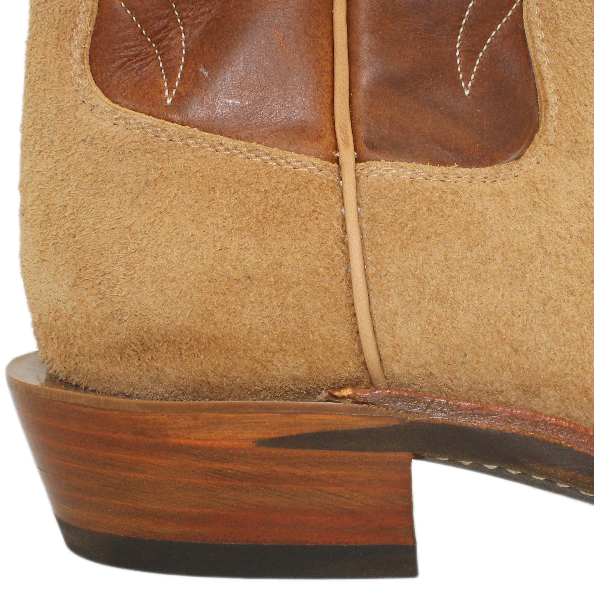 14" Brown Upper w/ Beck Classic Stitching

Buckskin Rough Out Steer Vamp

Regular French Square Toe

Slightly Tapered Heel