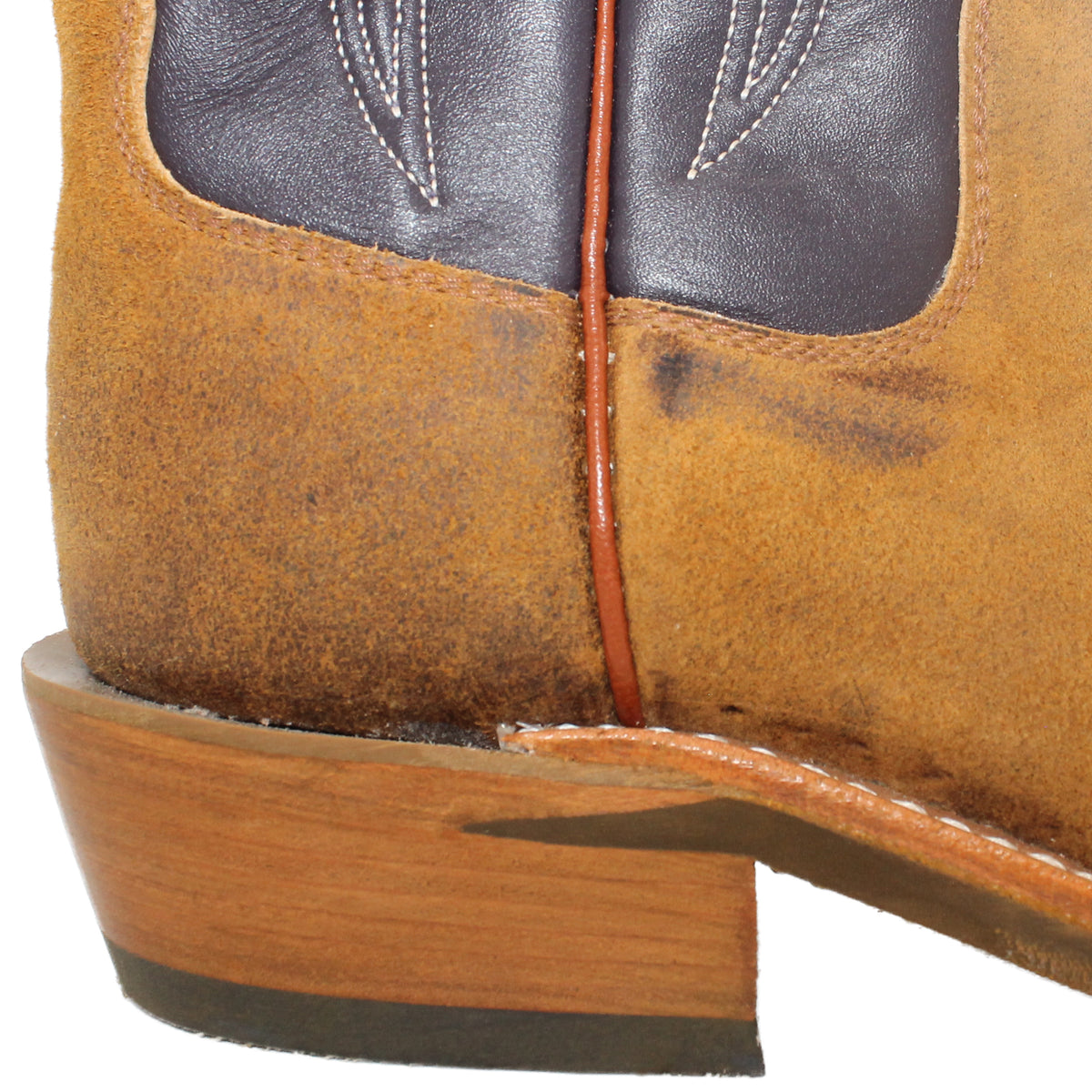 16" Purple upper w/ Tulip Stitching

Tibetan Yak Rough Out Vamp

Wide French Square Toe

Slightly Tapered Heel