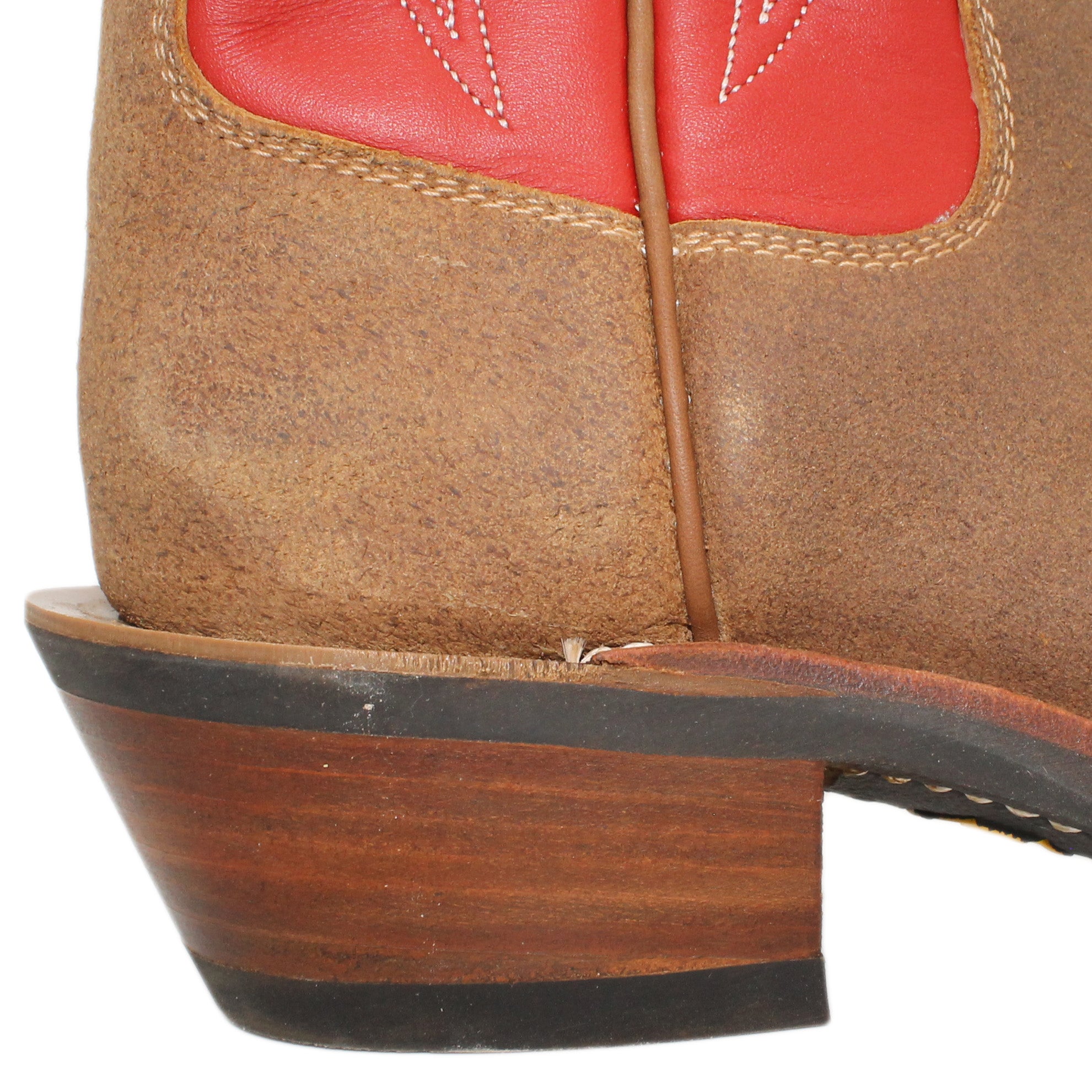 16 Red Tulip Uppers

Waxed Steer Vamp

Round Toe

Underslung Heel