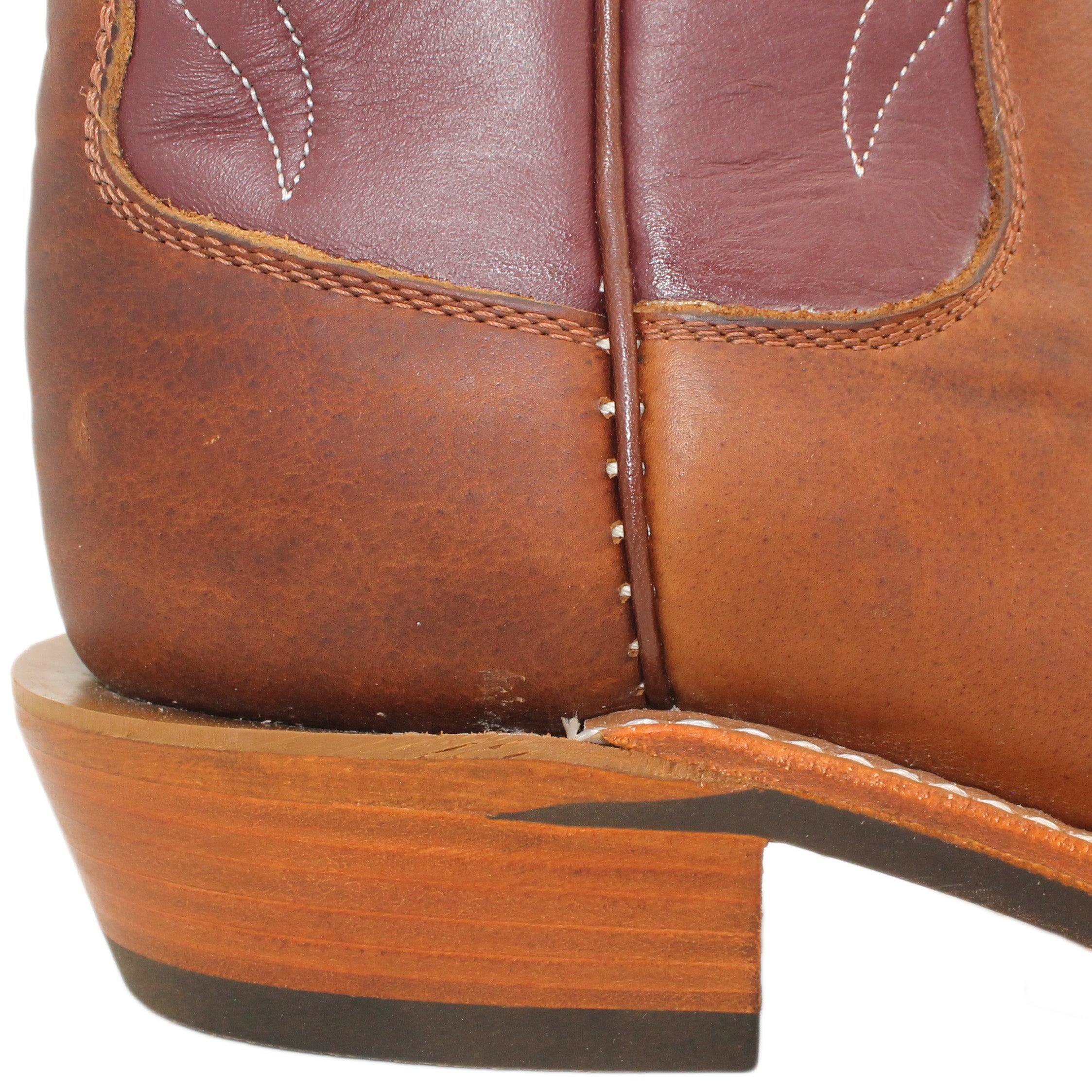 14" Wine upper w/ Beck Classic Stitching

Bison Vamp

Wide French Square Toe

Slightly Tapered Heel