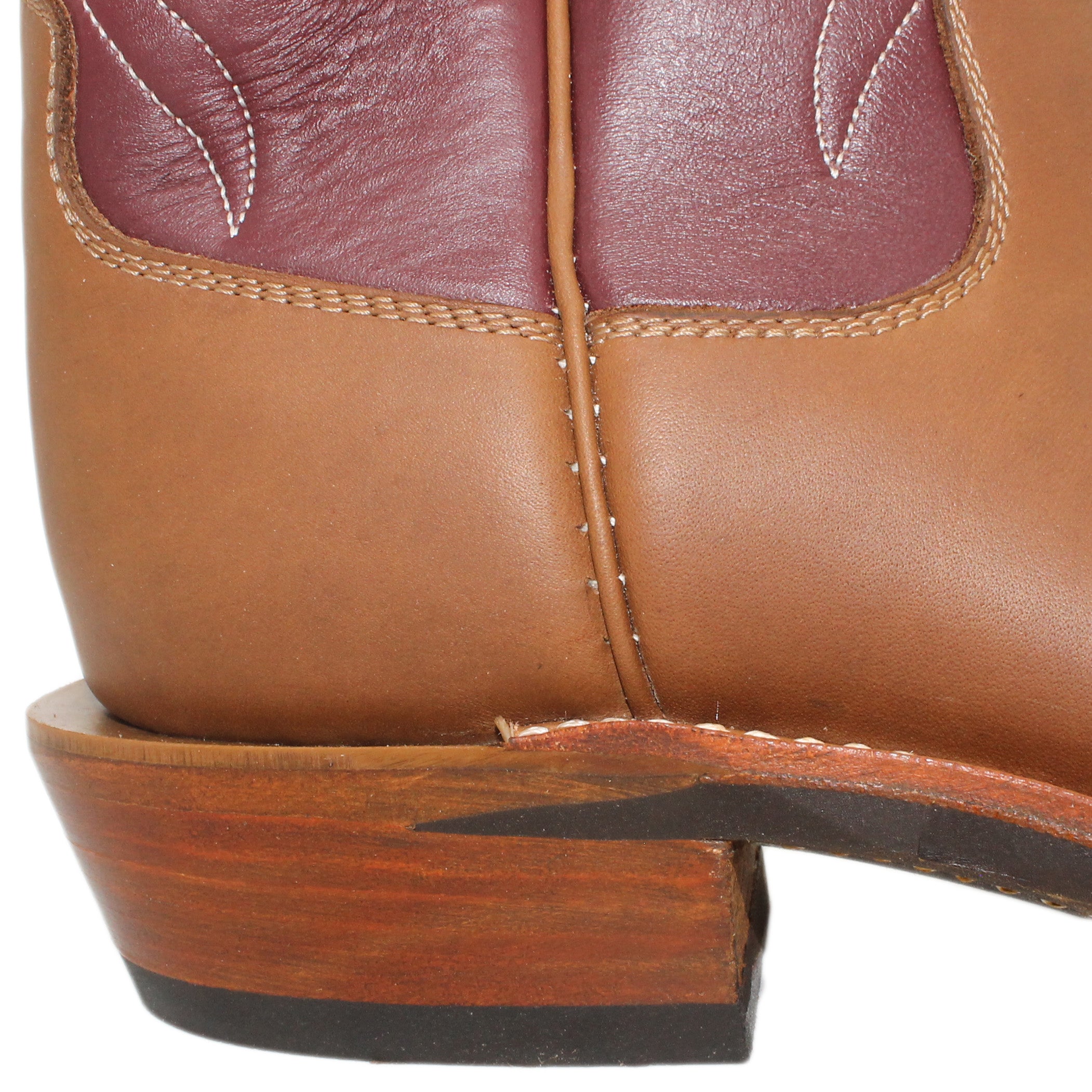 14" Wine Upper w/ Beck Classic Stitching

Saddle Timberjack Steer Vamp

Regular Forties Square Toe

Slightly Tapered Heel
