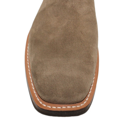 14" Forest upper w/ Beck Classic Stitching

Gunsmoke Pig Vamp

Wide French Square Toe

Slightly Tapered Heel