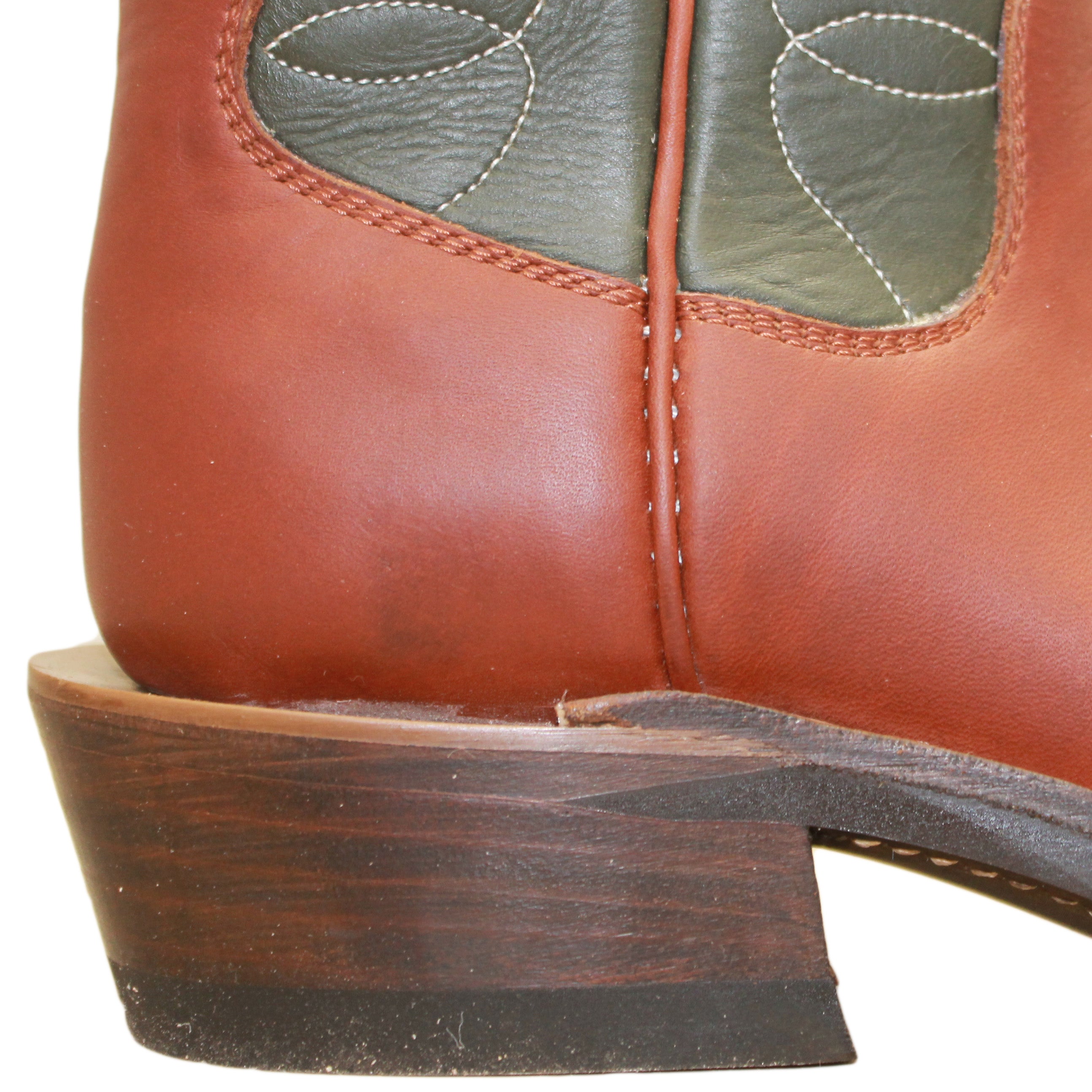 12" Forest Upper w/ Loops Stitching

Tan Timberjack Steer Vamp

Wide French Square Toe

Slightly Tapered Heel