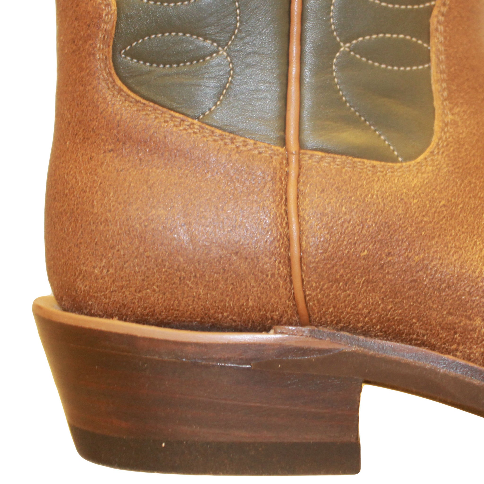 12" Forest upper w/ Loops Stitching

Waxed Steer Vamp

Wide French Square Toe

Slightly Tapered Heel